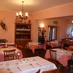 阿尔伯格艾利阿尔皮酒店 酒店 Comeglians