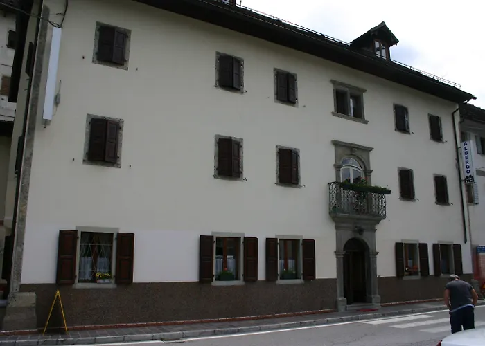 Hotel Alle Alpi 2*
